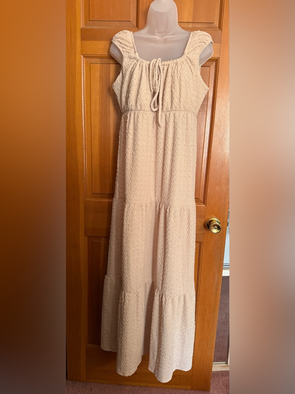 Gilli Cream Tiered Textured Maxi Skirt